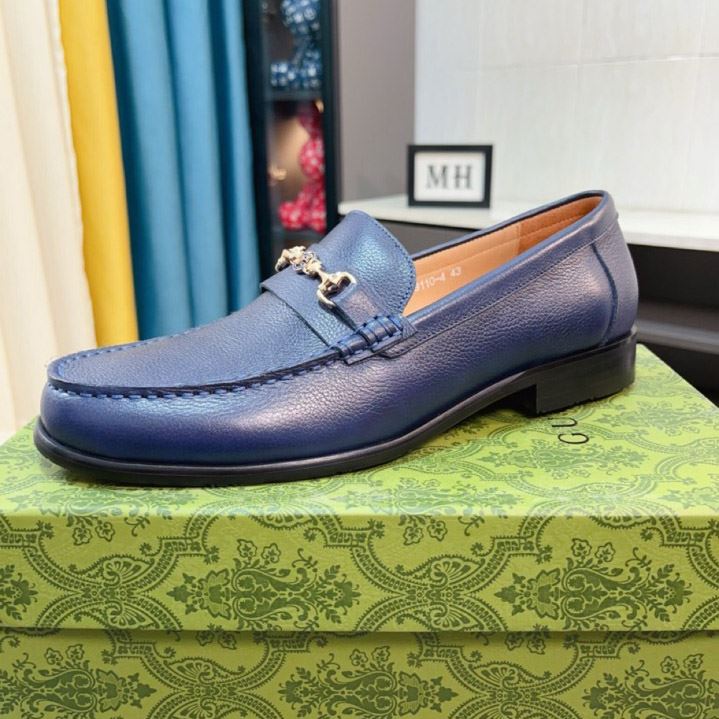 G*u*i leather shoes